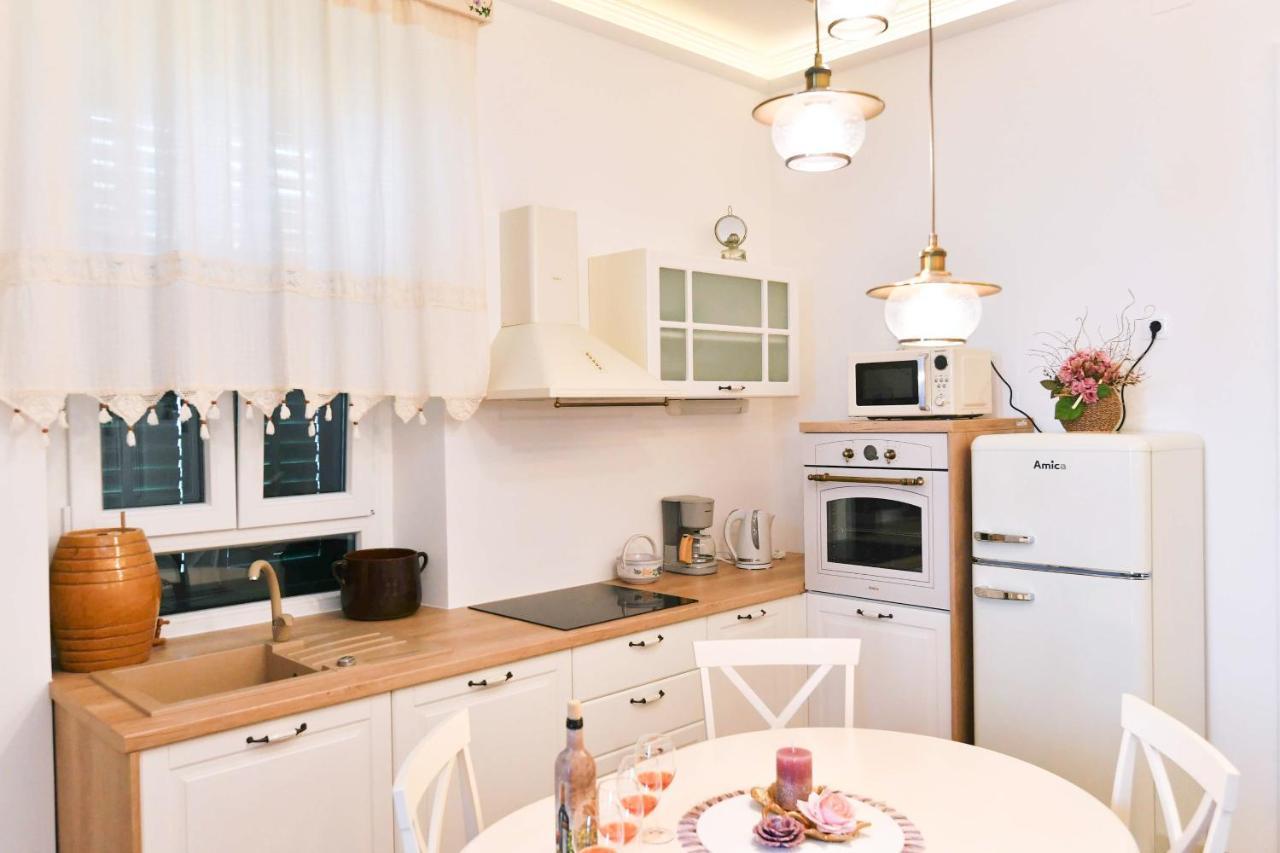 Apartment Carissima-Direct On Sea, Lovran-Opatija Екстериор снимка