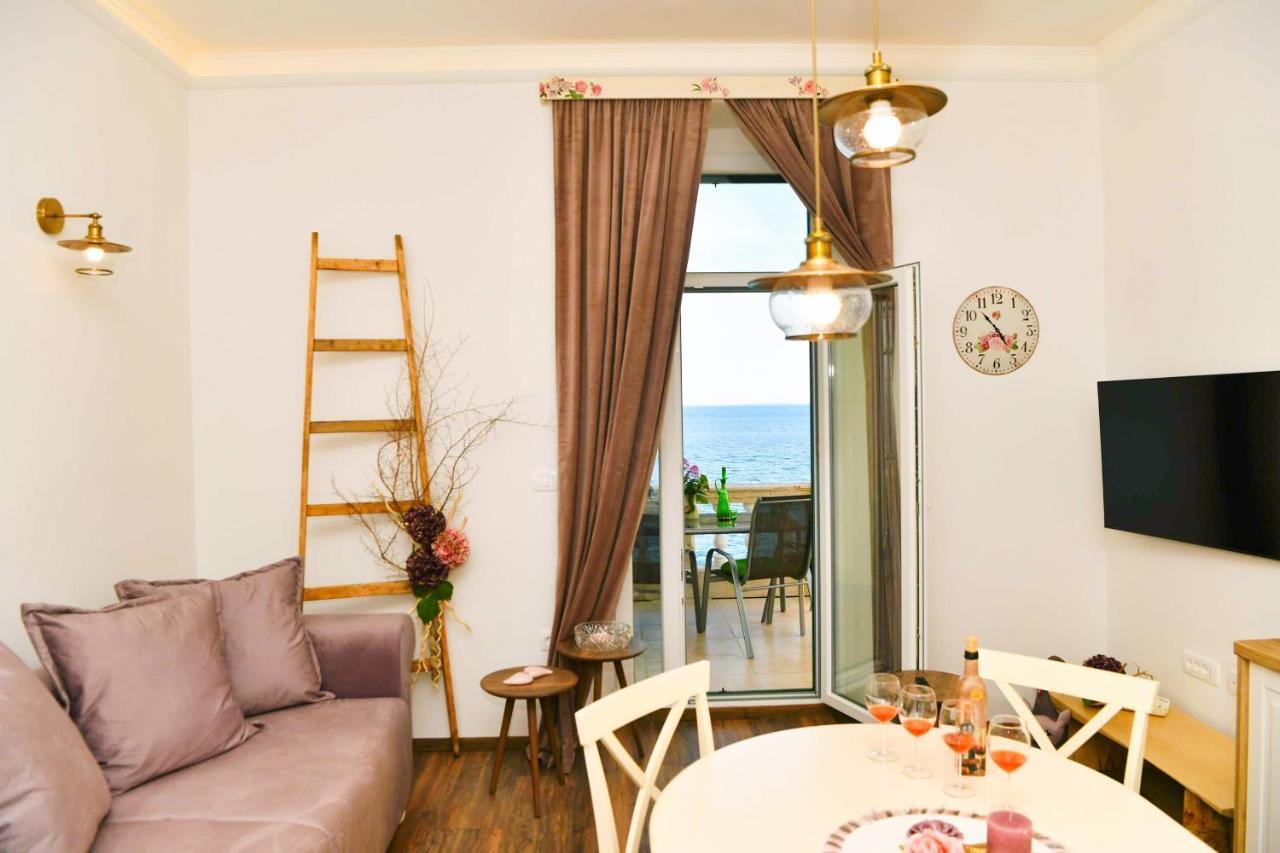 Apartment Carissima-Direct On Sea, Lovran-Opatija Екстериор снимка